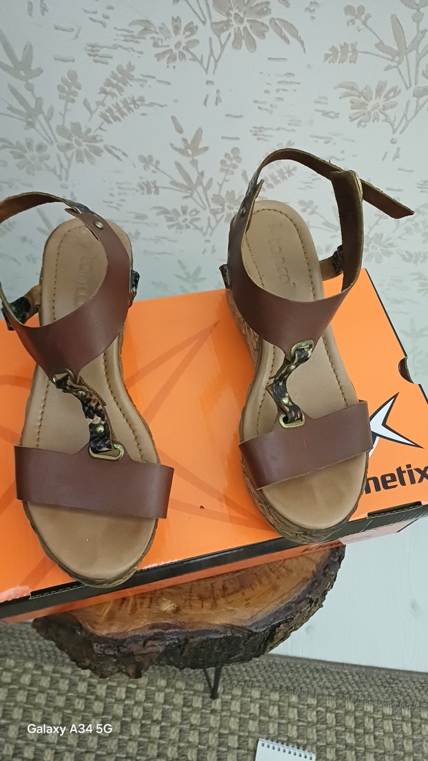 Tanca Kahverengi Deri Dolgu Topuklu Sandalet - Görsel 2