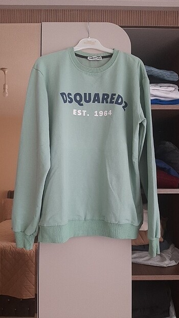 Sweatshirt 