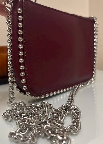 Bordo zımba detaylı zincirli çanta - Görsel 5