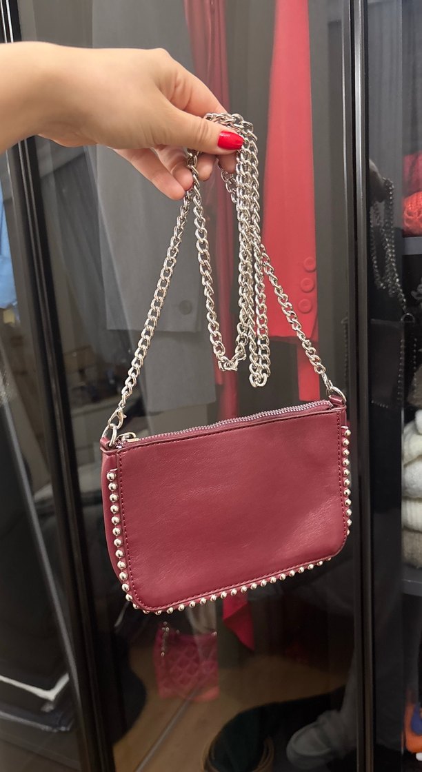 Bordo zımba detaylı zincirli çanta - Görsel 2