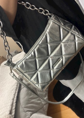 Gri Zincir Detaylı Kadın Çanta - Görsel 6