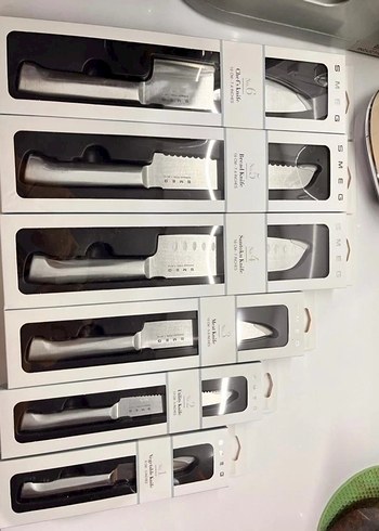 Smeg 50's Style KBSF02 Krem 7 Parça Standlı Bıçak Seti Sıfır - Görsel 2