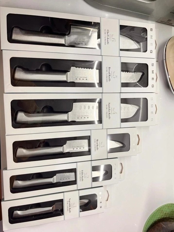 Smeg 50's Style KBSF02 Krem 7 Parça Standlı Bıçak Seti Sıfır - Görsel 2