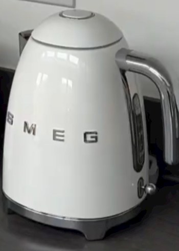 SMEG Kettle sıfır kutulu yeni ürün - Görsel 8