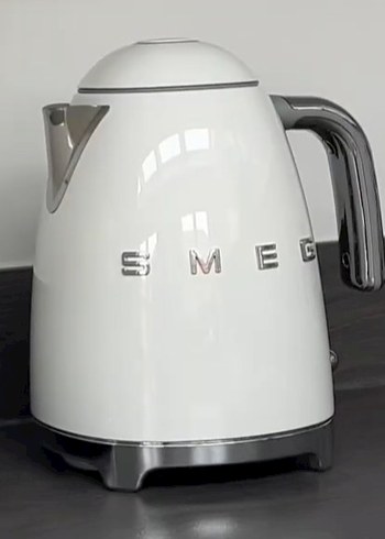 SMEG Kettle sıfır kutulu yeni ürün - Görsel 3