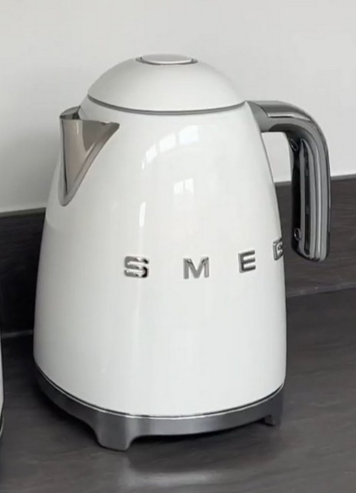 SMEG Kettle sıfır kutulu yeni ürün - Görsel 4
