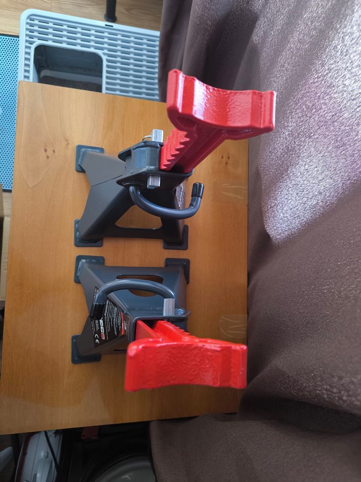 Kırmızı Telefon Tutucu - Görsel 3