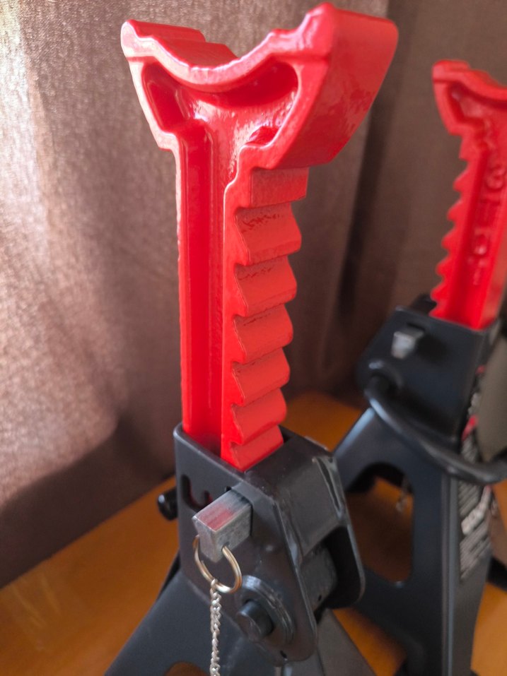 Kırmızı Telefon Tutucu - Görsel 4