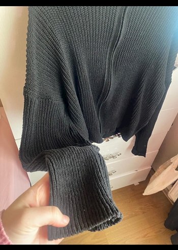 Siyah Kısa Fitted Örgü Boğazlı Kazak - Görsel 2