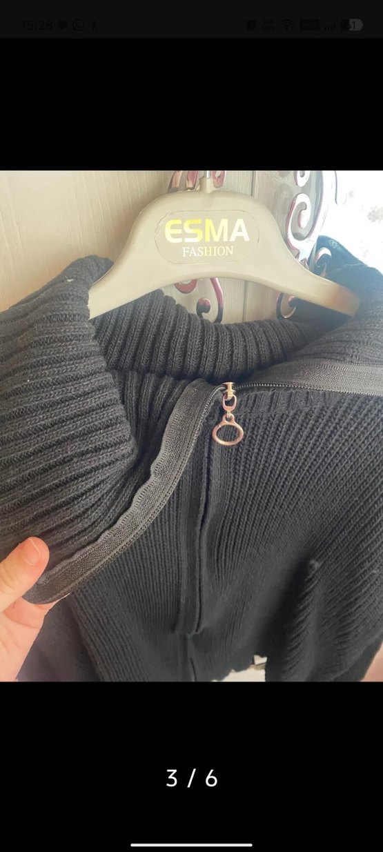 Siyah Kısa Fitted Örgü Boğazlı Kazak - Görsel 3