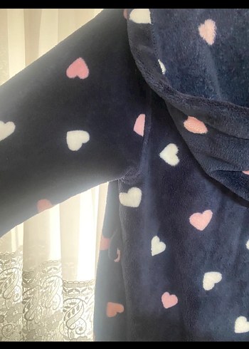 Kız Çocuk Lacivert Kalp Desenli Bornoz - Görsel 5