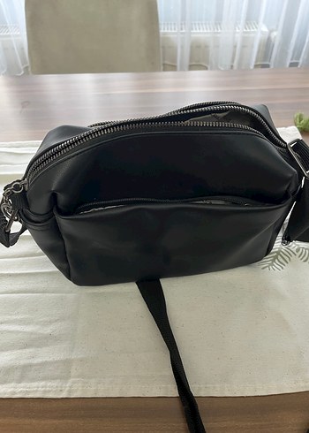 Siyah Deri Tokalı Kadın Çanta - Görsel 3