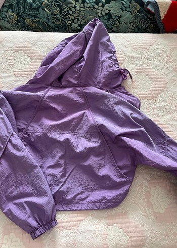 Bershka mor yağmurluk - Görsel 2