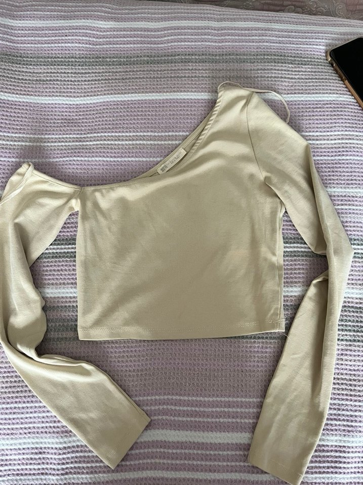 Stradivarius tek kol üst - Görsel 2