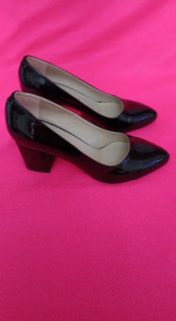 Siyah Parlak Stiletto Topuklu Kadın Ayakkabı - Görsel 2