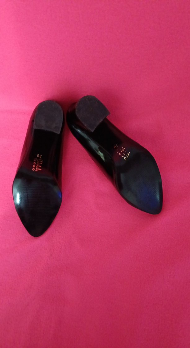 Siyah Parlak Stiletto Topuklu Kadın Ayakkabı - Görsel 3