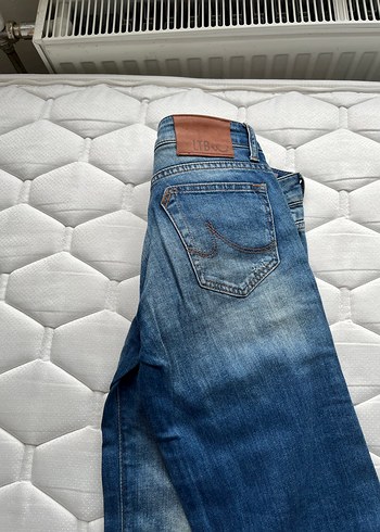 Mavi Parlak Kadın Denim Bol Paça Jean - Görsel 2