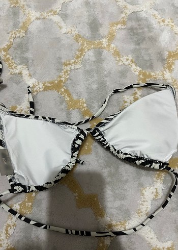 Zebra Desenli Fırfırlı Mini Bikini Üstü - Görsel 2