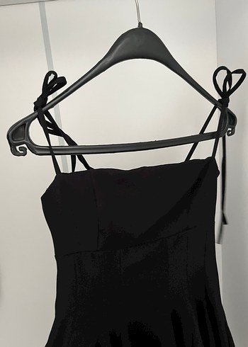 Siyah Mini Gotik Askılı Elbise - Görsel 2