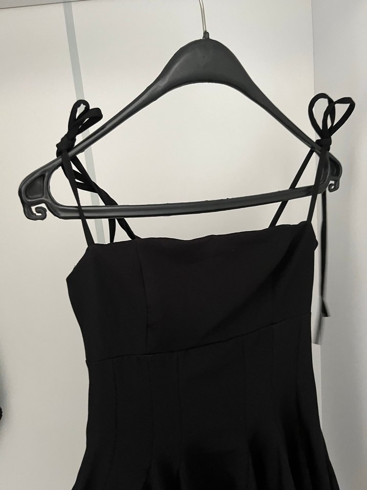 Siyah Mini Gotik Askılı Elbise - Görsel 2