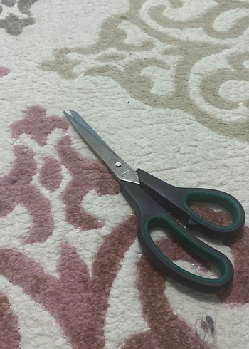 Yeşil Saplı Manikür Makası - Görsel 2