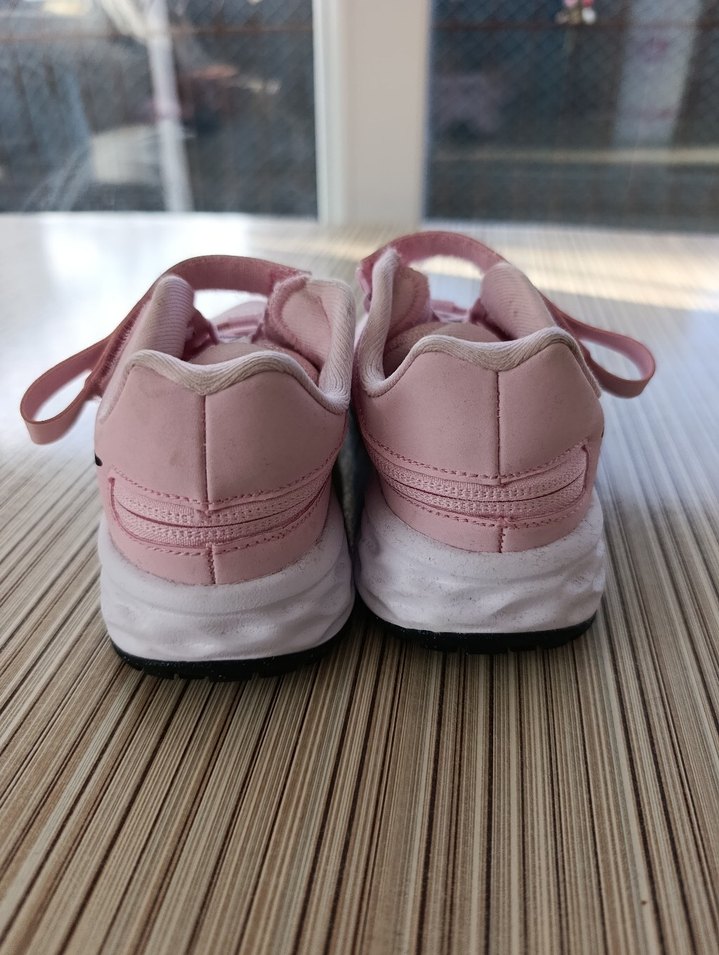 Nike spor ayakkabı - Görsel 4