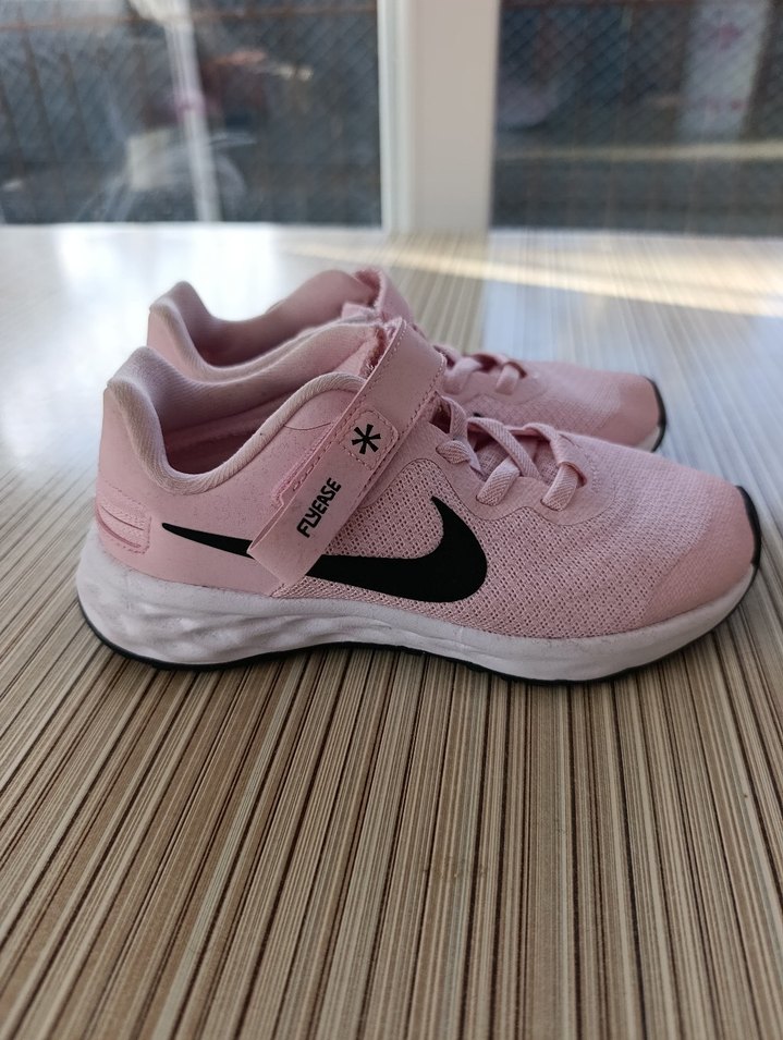 Nike spor ayakkabı - Görsel 5