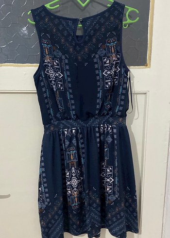 Kolsuz Desenli Lacivert Midi Elbise - Görsel 3