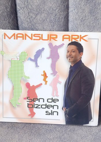MANSUR ARK SENDE BİZDENSİN CD ALBÜM.SIFIR. KOLEKSİYONLUK