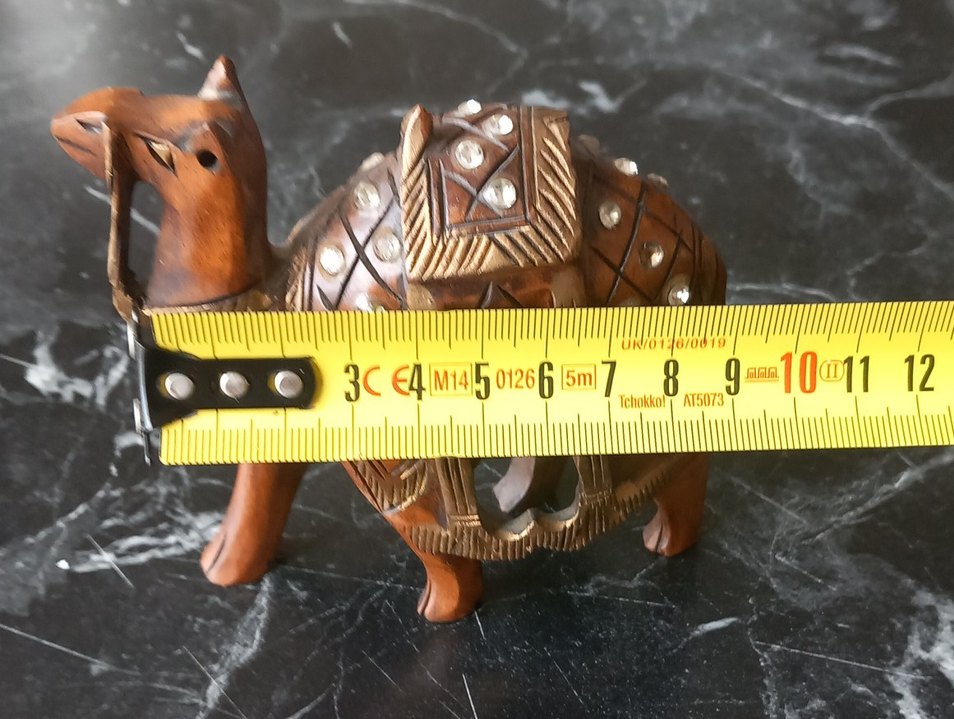 AHŞAPTAN OYMA EL YAPIMI VE TAŞ İŞLEMELİ DEVE - Görsel 4