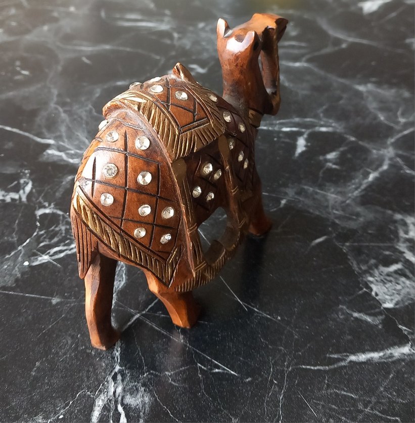 AHŞAPTAN OYMA EL YAPIMI VE TAŞ İŞLEMELİ DEVE - Görsel 3