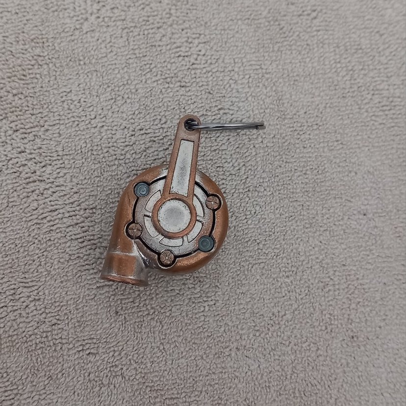 TURBO FORMUNDA METAL ANAHTARLIK KONDİSYON YÜKSEK KOLEKSİYONLUK — görsel 3/6