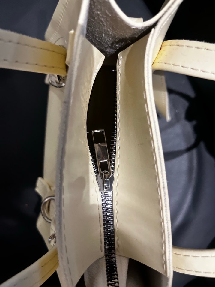 Bej Deri Tokalı Kadın El Çantası - Görsel 2