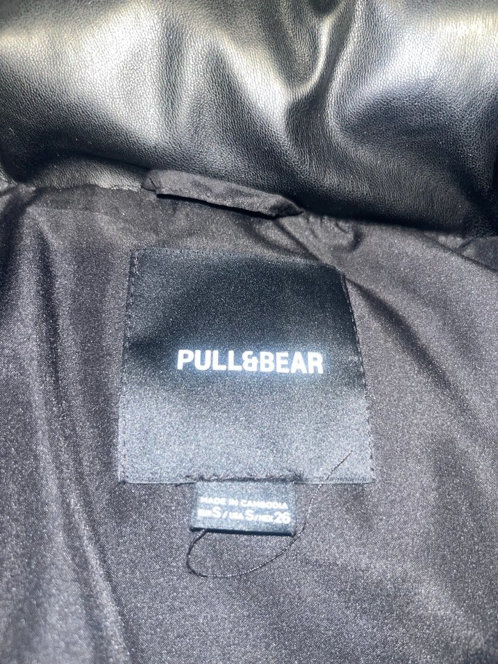 Pul&bear Siyah Deri Kolsuz yelek - Görsel 2