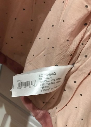 Kız Çocuk Pembe Kürklü Mont - Görsel 3