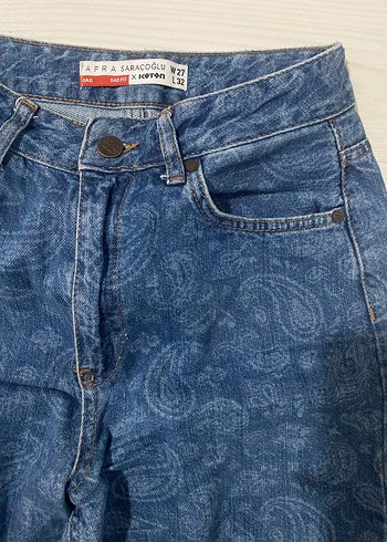 Düğmeli Bol Kesim Mavi Batik Desenli Kot Pantolon - Görsel 2