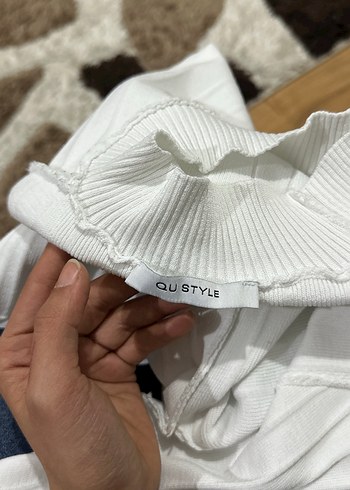 Beyaz Balıkçı Yaka Fitilli Triko Kazak - Görsel 4