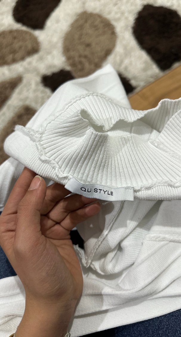 Beyaz Balıkçı Yaka Fitilli Triko Kazak - Görsel 4