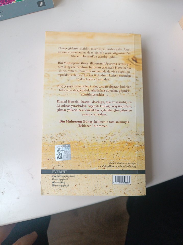 Bin Muhteşem Güneş - Khaled Hosseini - Görsel 2