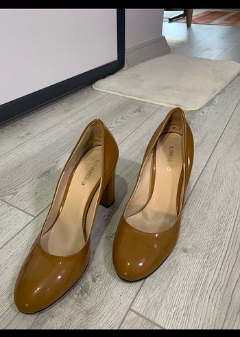 Bizon Parlak Stiletto Kadın Ayakkabı - Görsel 3