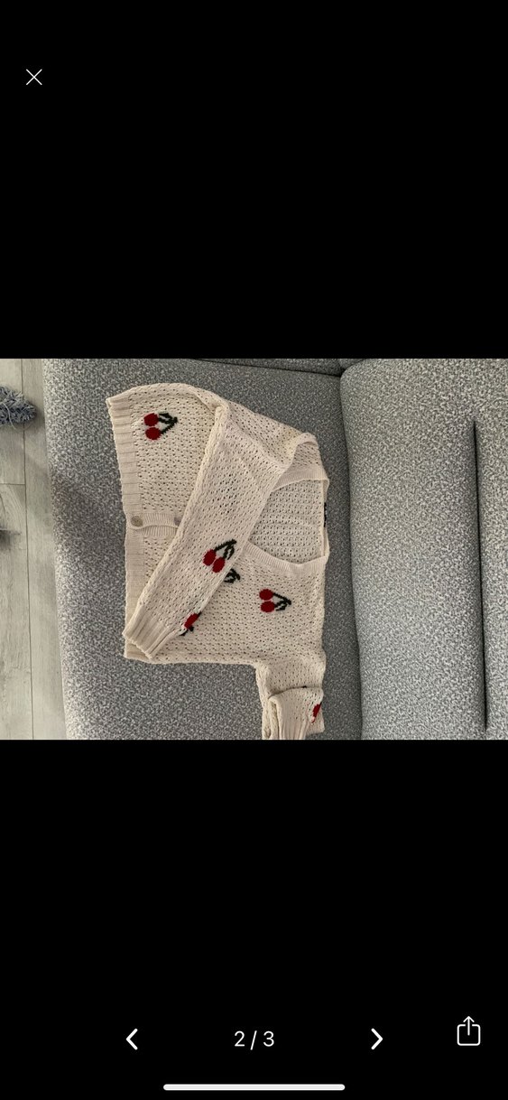 Crop Nakışlı V Yaka Kısa Beyaz Hırka - Görsel 2