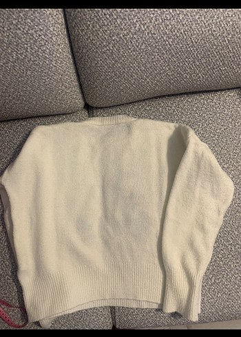 Nakışlı Beyaz Örgü Kadın Kazak - Görsel 2