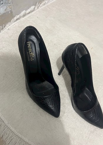 Siyah Yılan Desenli Stiletto Topuklu Kadın Ayakkabı - Görsel 2