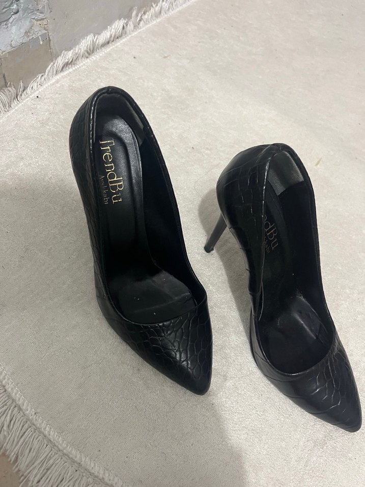 Siyah Yılan Desenli Stiletto Topuklu Kadın Ayakkabı - Görsel 2