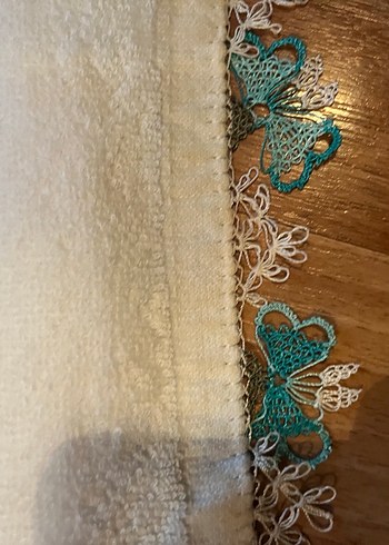 Nakışlı Beyaz Bohem Havlu - Görsel 3