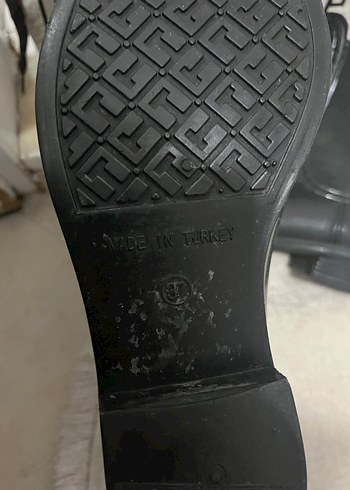Siyah Rugan yağmur botu - Görsel 4