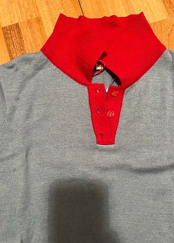 Kısa Kollu Gri Polo Yaka - Görsel 2