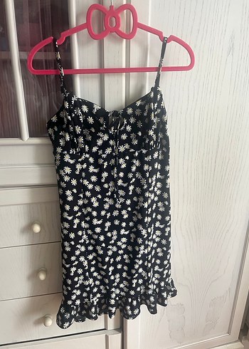 Siyah Mini Askılı Papatya Desenli Elbise - Görsel 2