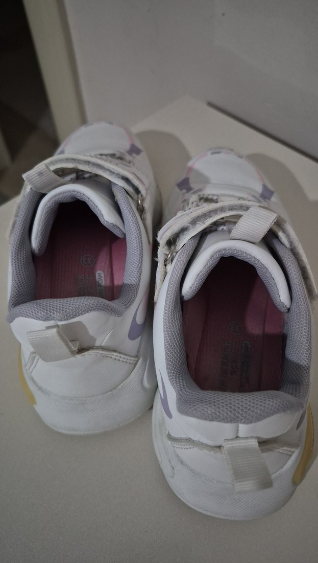 Beyaz Bağcıklı Kız Çocuk Spor Ayakkabı - Görsel 4