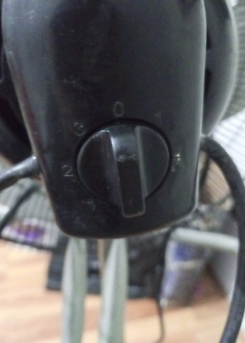 Siyah ve Gri Ayaklı Vantilatör - Görsel 3